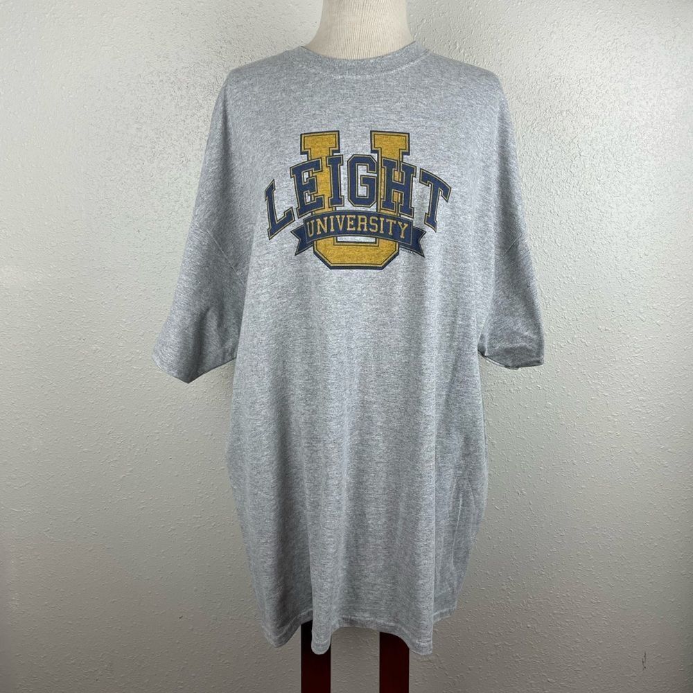 NWT Leight University T-Shirt Size 2XL